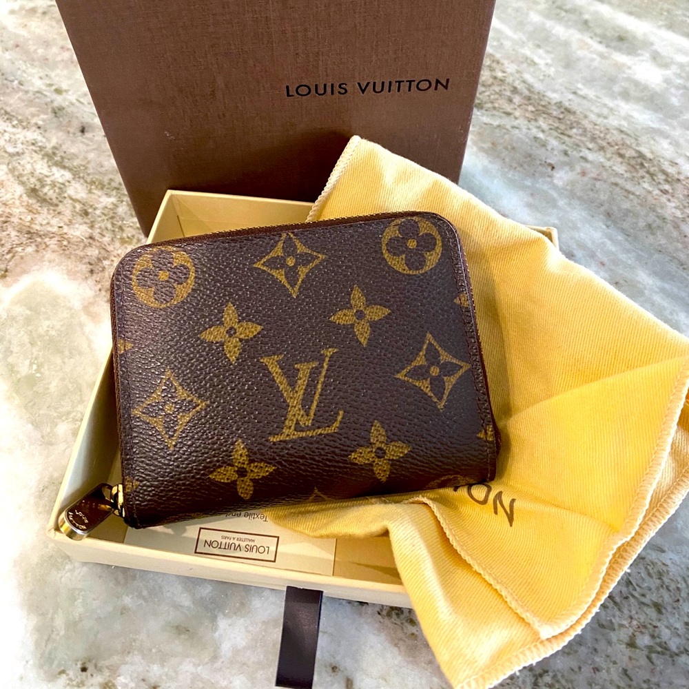 Louis Vuitton Zippy Coin Purse